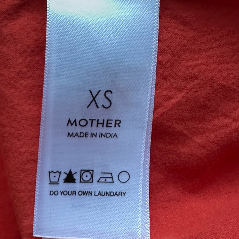 MOTHER. Women's orangey red Embroidered shirt.
Runs generous. Texture ! - Picture 9 of 14